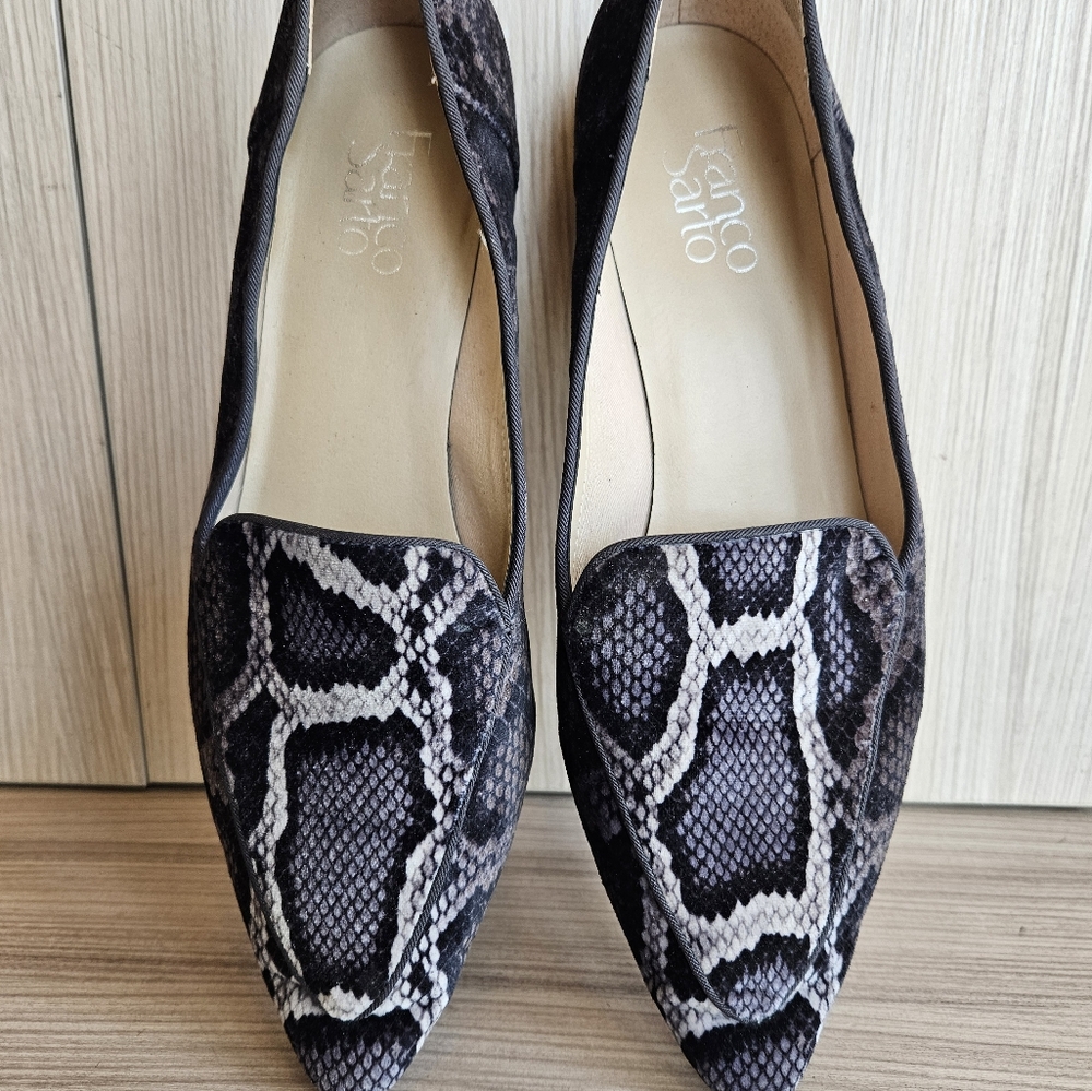 Velvet Snake Skin Print Flats